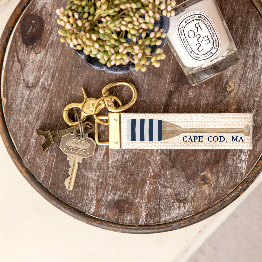 personalized-striped-oar-keychain