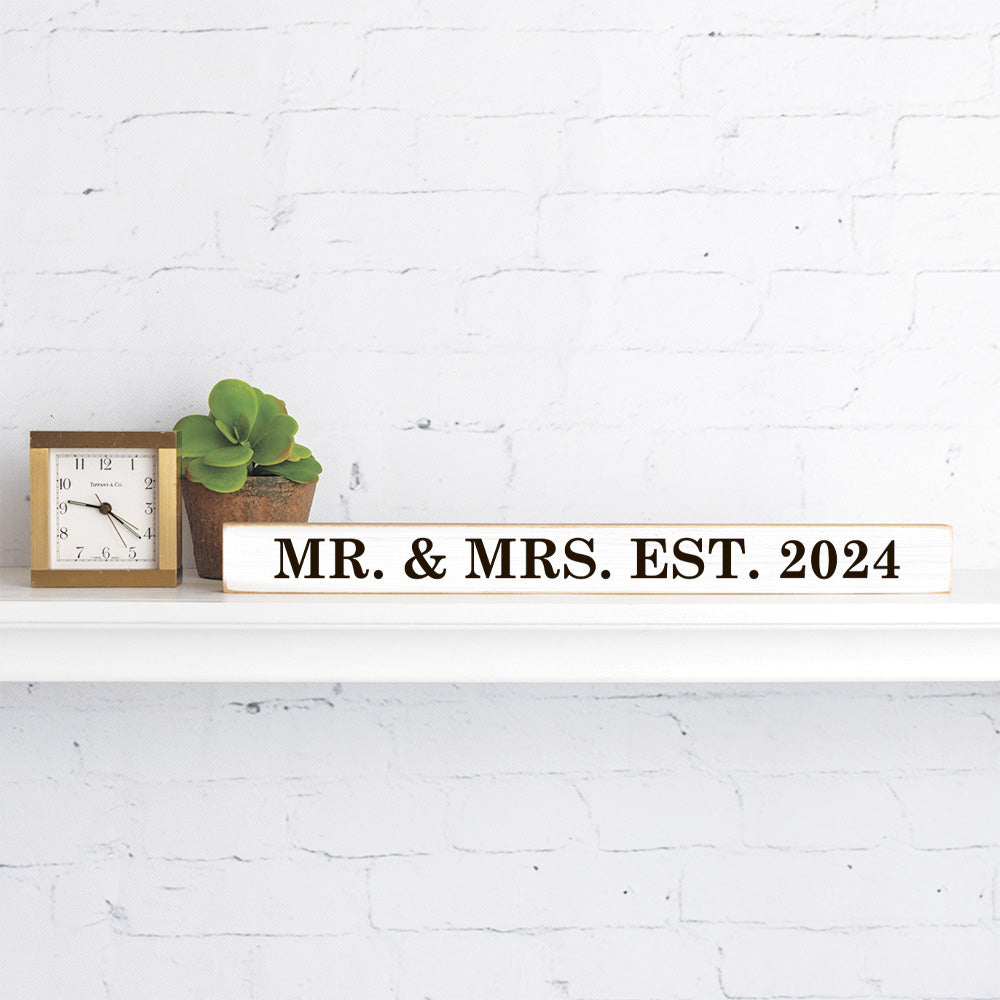 Personalized Mr.& Mrs. Skinny Sign