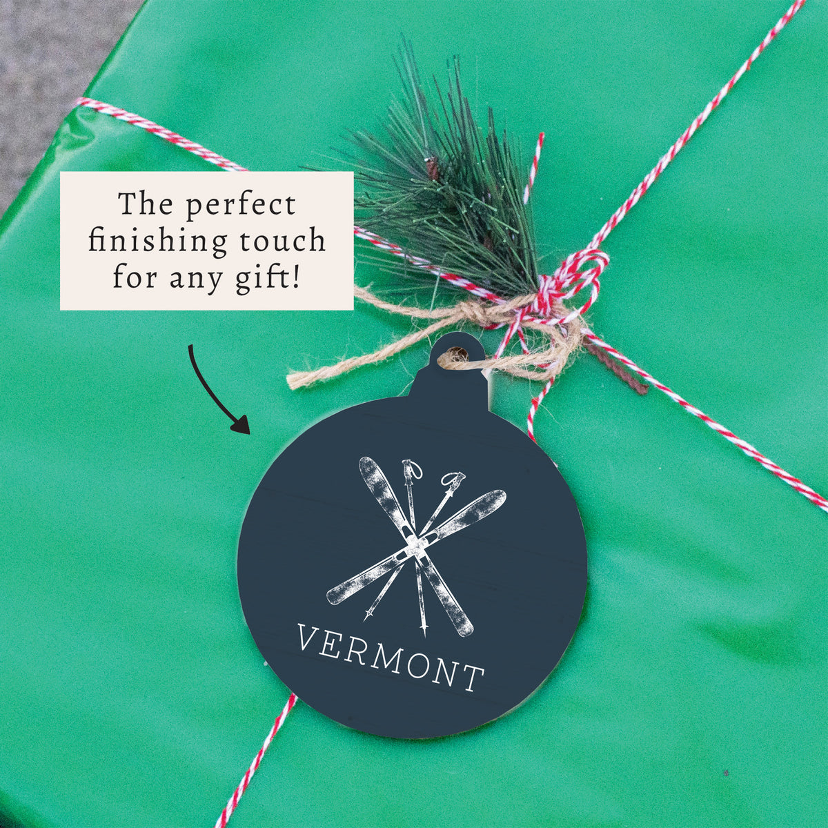 Skis Personalized Ornament