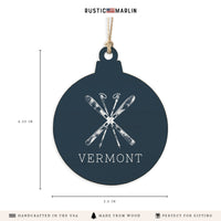 Skis Personalized Ornament