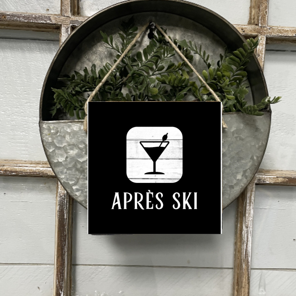 Black and White Apres Ski Martini Square Twine Hanging Sign