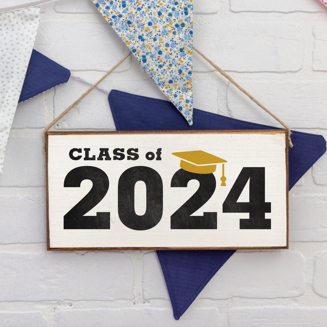 Class of 2024 Twine Hanging Sign
