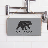 Mountain Bear Welcome Twine Sign