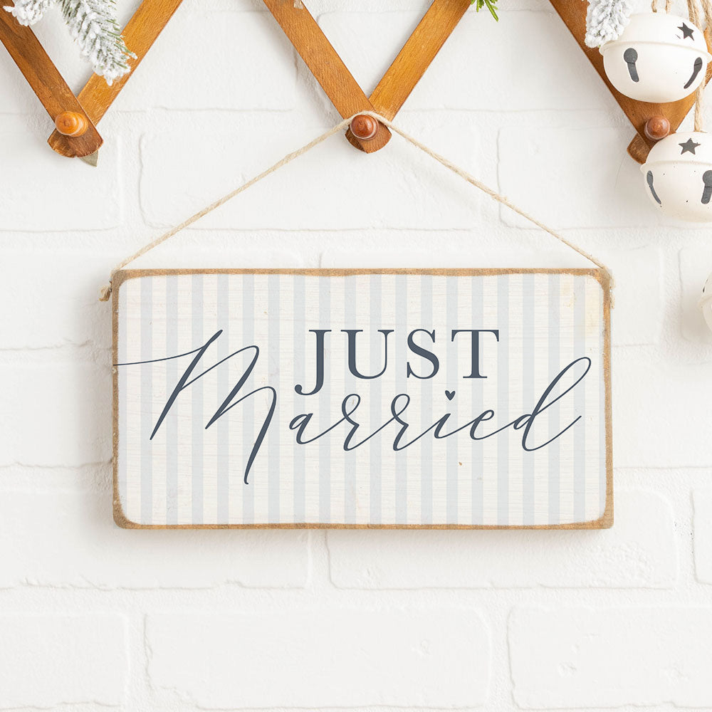 Just Married Striped Twine Sign