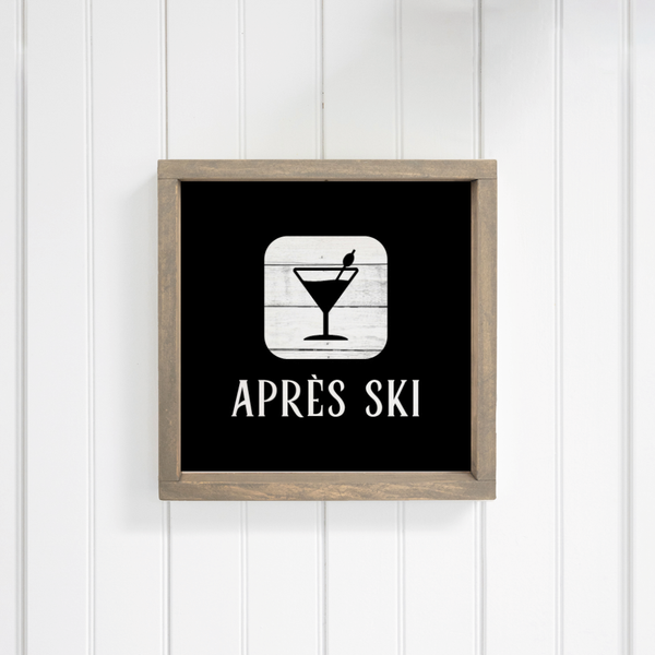 Black and White Apres Ski Martini Wall Art