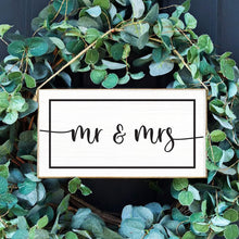 Load image into Gallery viewer, Mr &amp; Mrs Twine Hanging Sign
