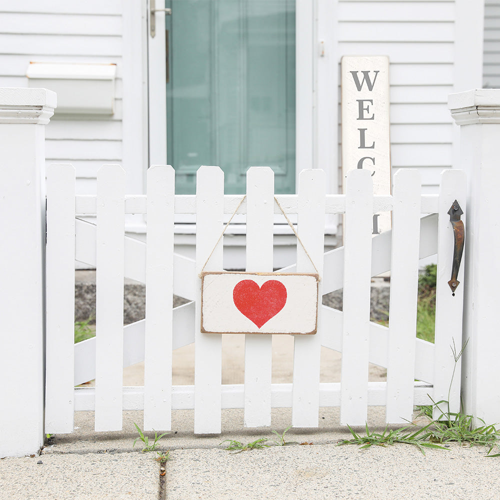 Red Heart Twine Hanging Sign